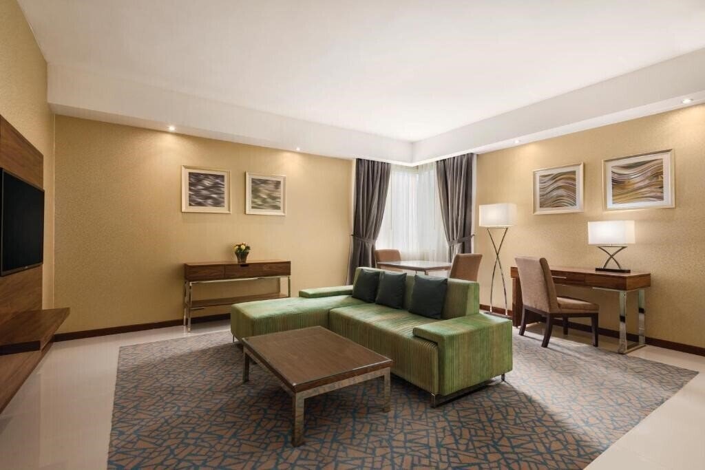 Зображення Howard Johnson by Wyndham Abu Dhabi (ex. Howard Johnson Hotel Abu Dhabi) 3*