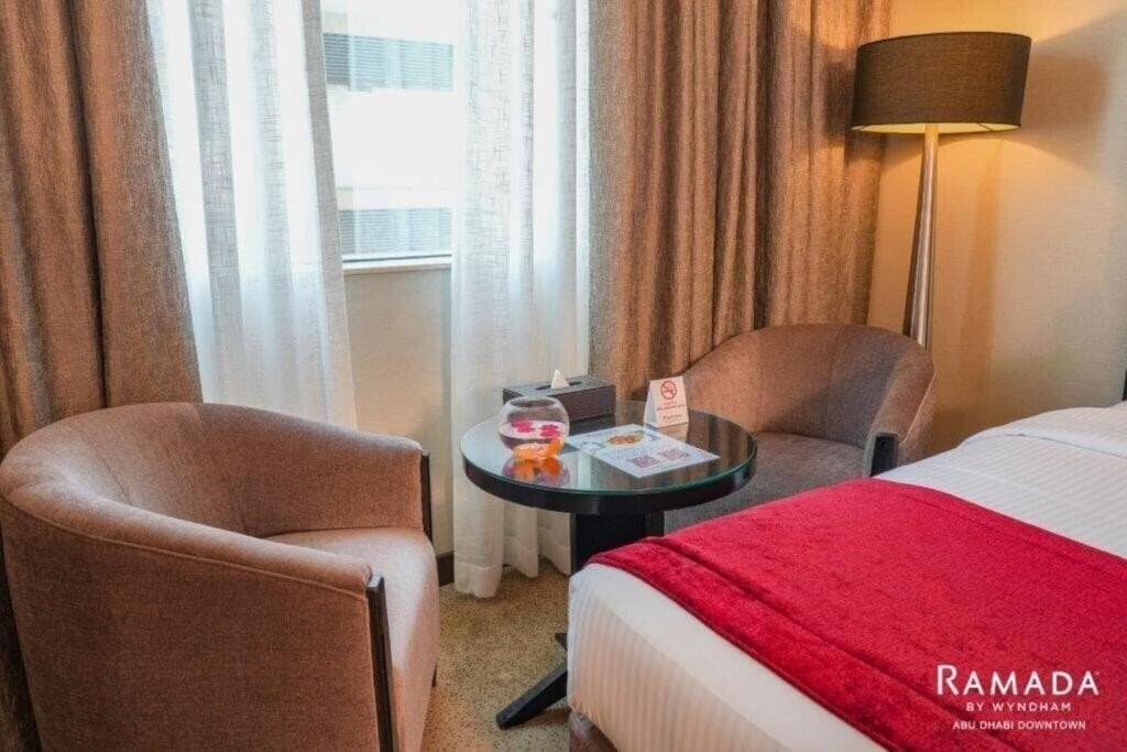 Zdjęcie Ramada Downtown Abu Dhabi 4*