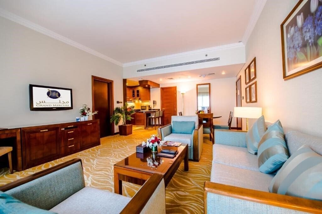 Zdjęcie Grand Mercure Majlis Residences (ex. Majlis Grand Mercure Residence, Hotel Grand Mercure Residence Abu Dhabi) 5*