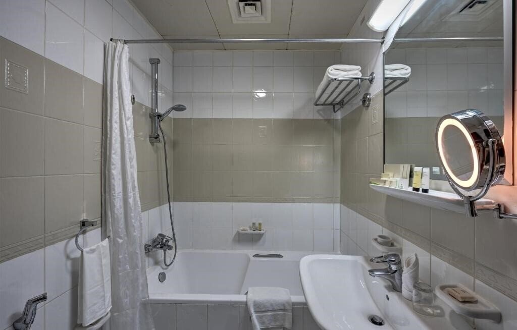 Zdjęcie Al Nakheel Hotel Apartments Abu Dhabi (ex. Al Diar Palm Hotel Apartments) 4*