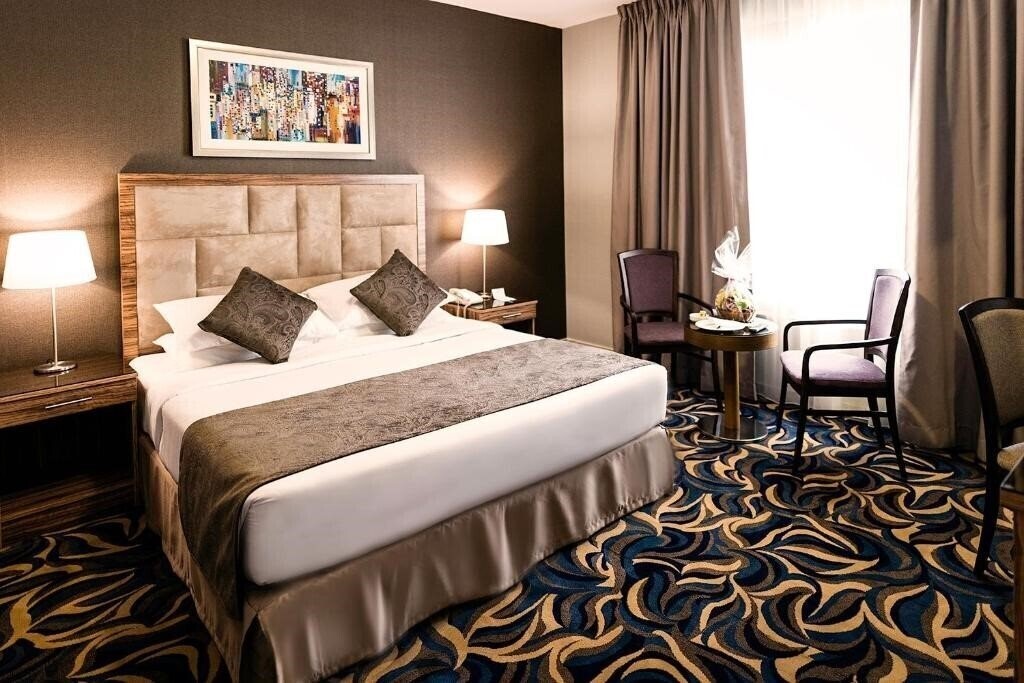 Hotel Emirates Plaza Hotel 2*