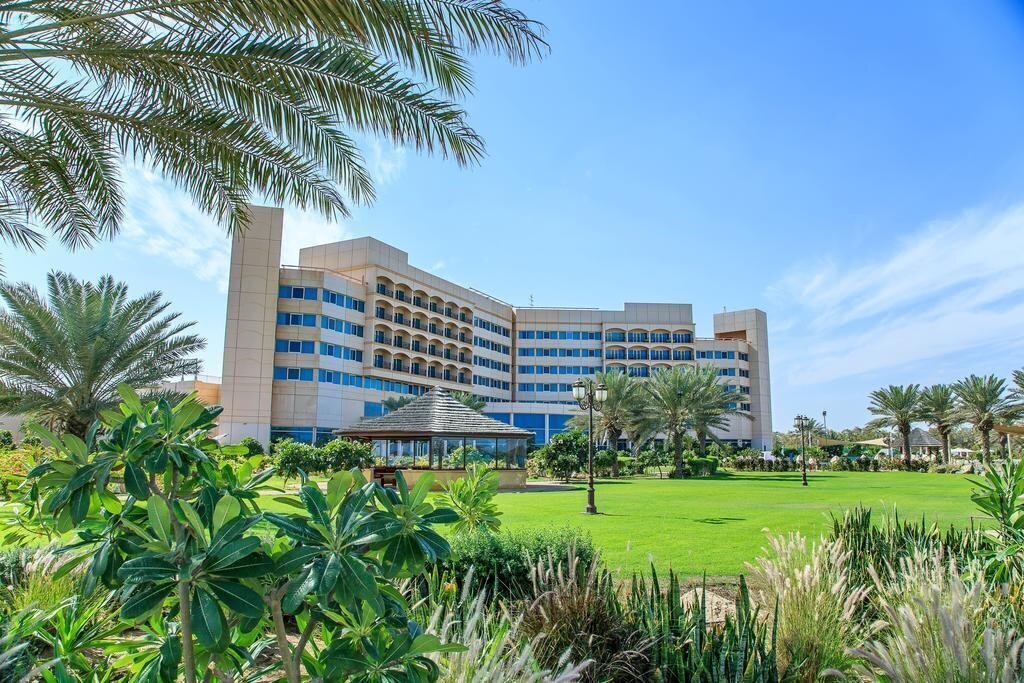 Фотография Danat Resort Jebel Dhanna 5*