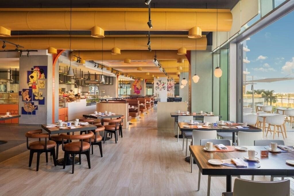 Фотографія Wb Abu Dhabi, Curio Collection By Hilton 4*