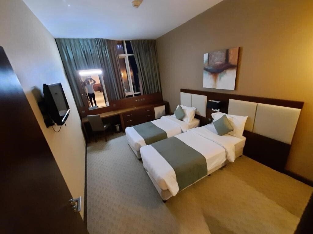 Zdjęcie Blumont Capital Hotel (Formerly Danat Capital) 4*