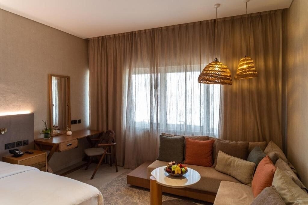 Zdjęcie Erth Hotel Abu Dhabi 5*