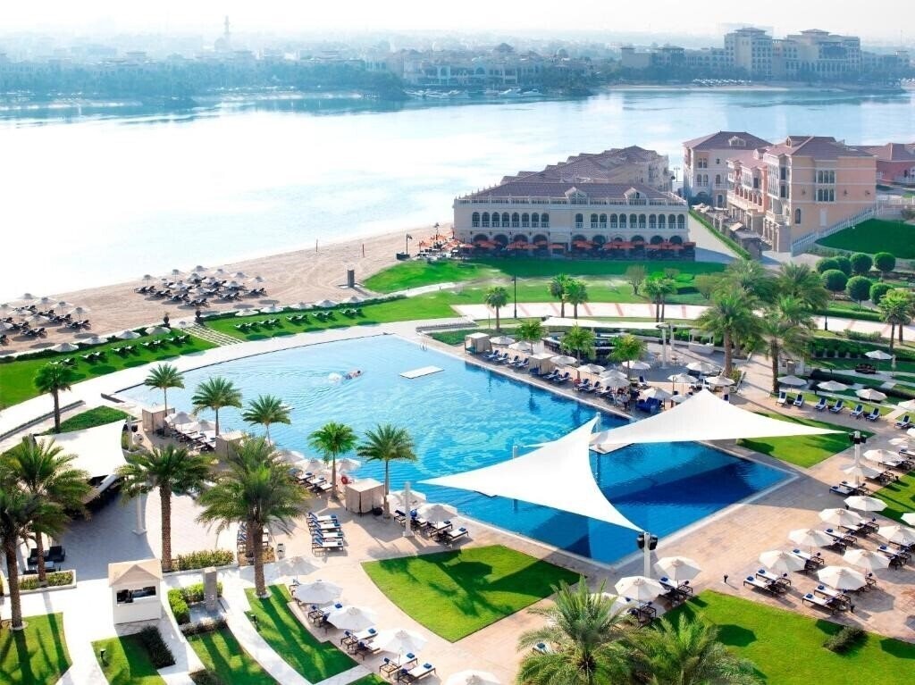 Zdjęcie The Ritz Carlton Abu Dhabi Grand Canal 5*