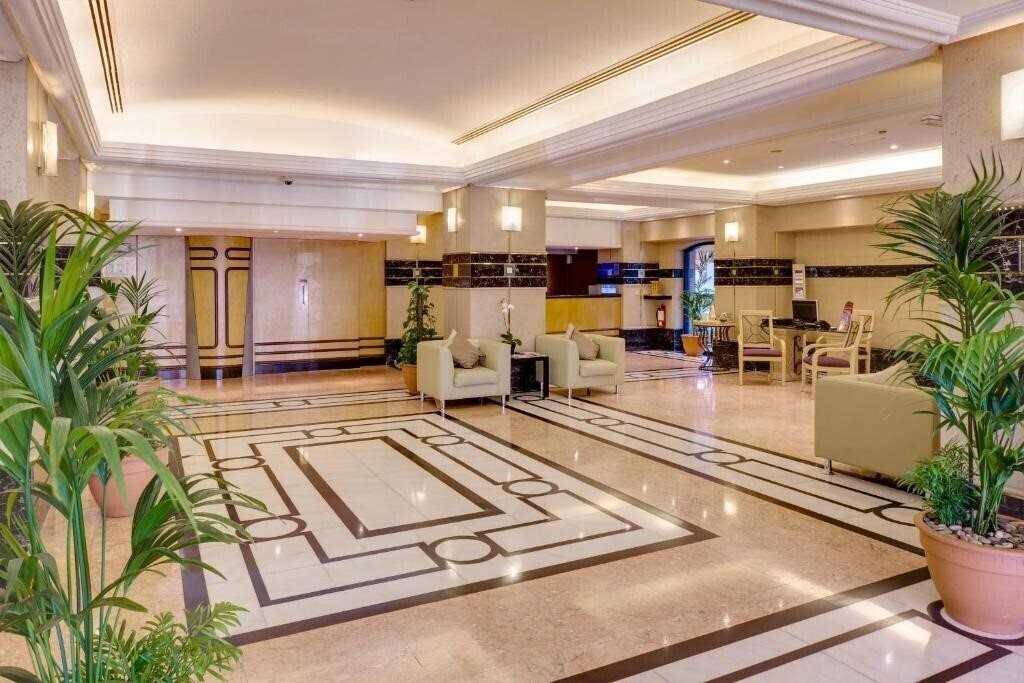 Фотографія Novel Hotel City Center (ex. Mercure Abu Dhabi Centre Hotel) 4*