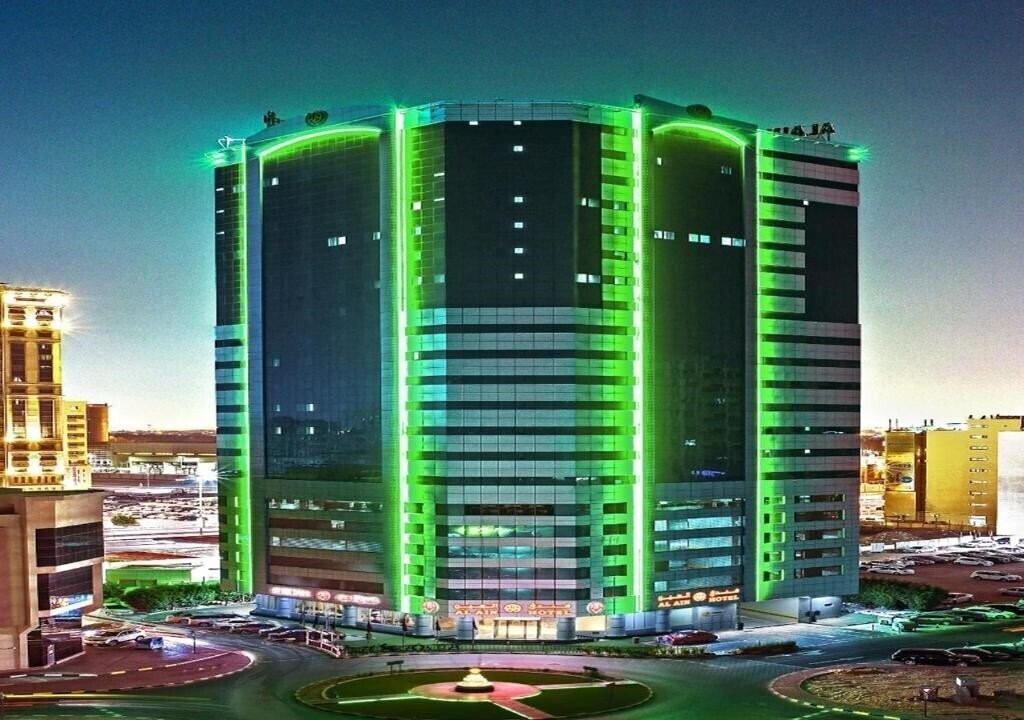 Отель Alain Hotel Ajman 3*