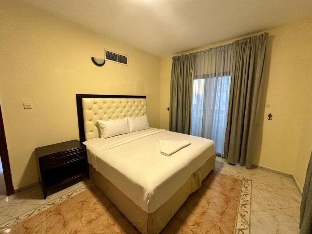 Фото Safari Apartments 3*
