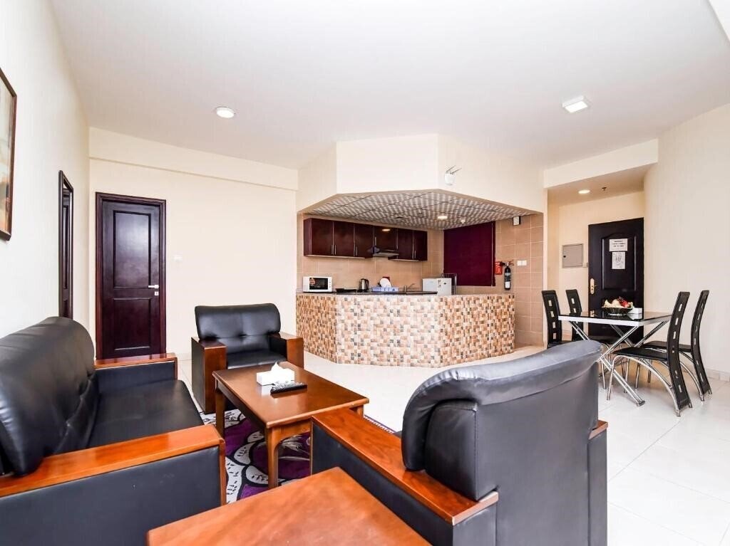 Zdjęcie Al Usra Hotel 3*