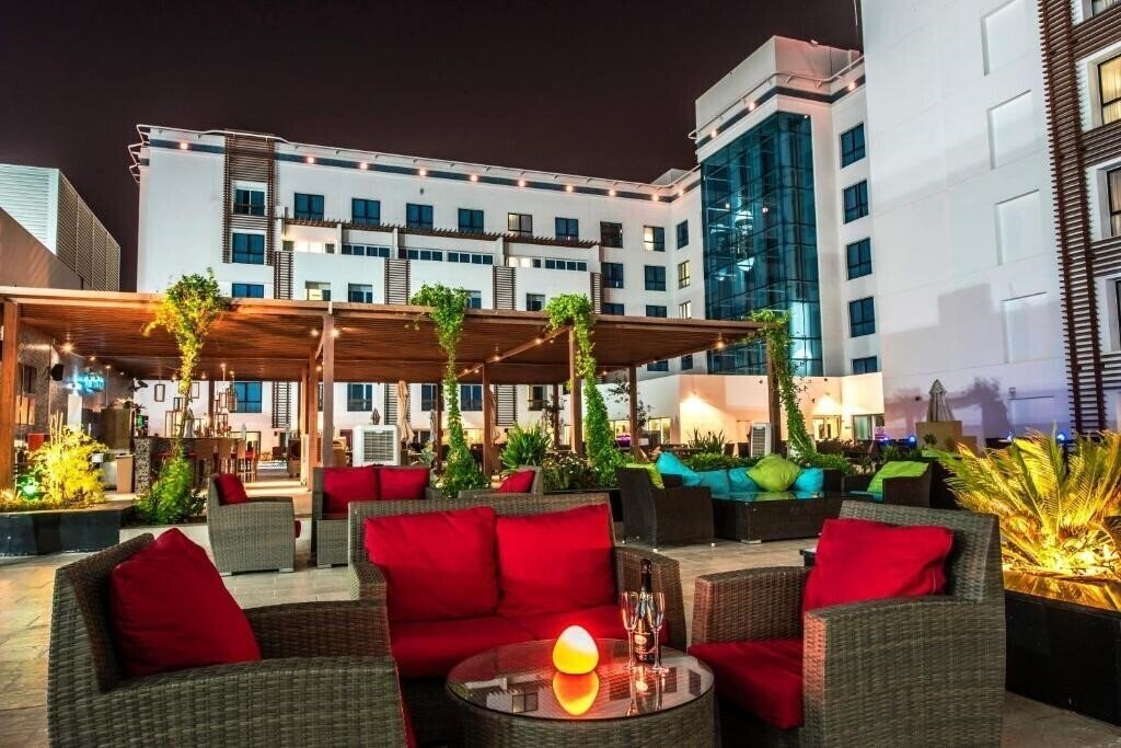 Zdjęcie Four Points by Sheraton Al Ain (ex. Hili Rayhaan by Rotana) 5*