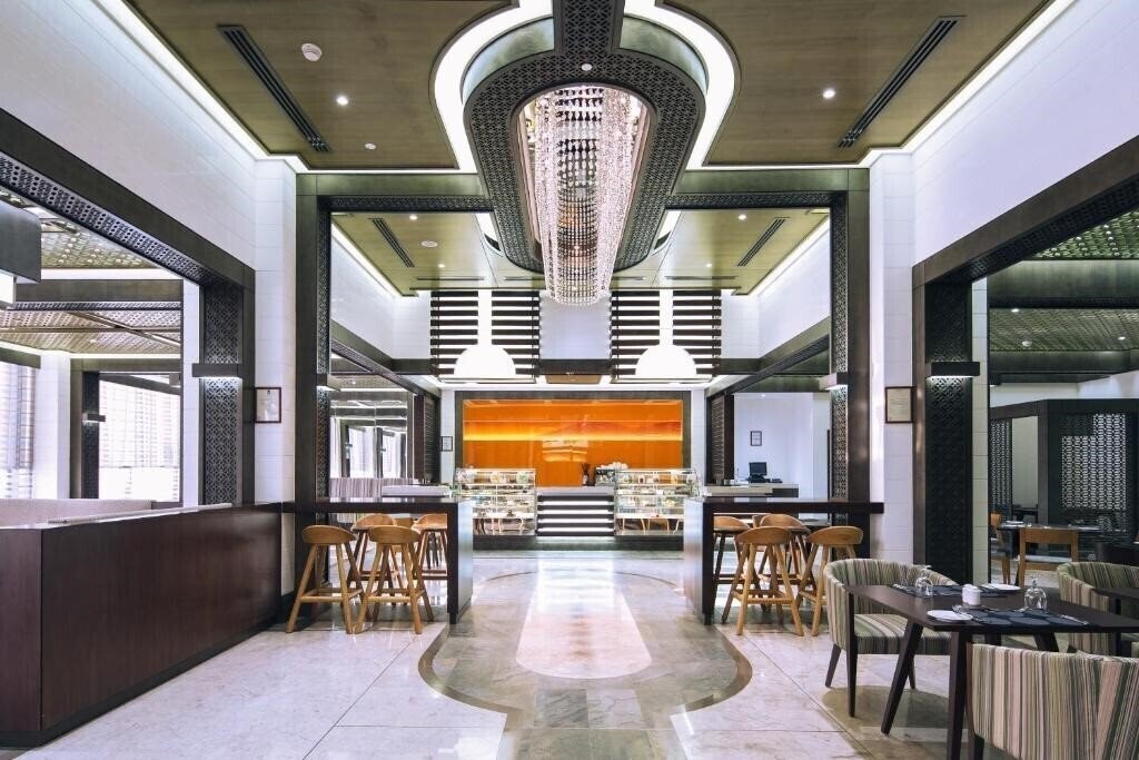 Zdjęcie Ayla Bawadi & Mall 4*