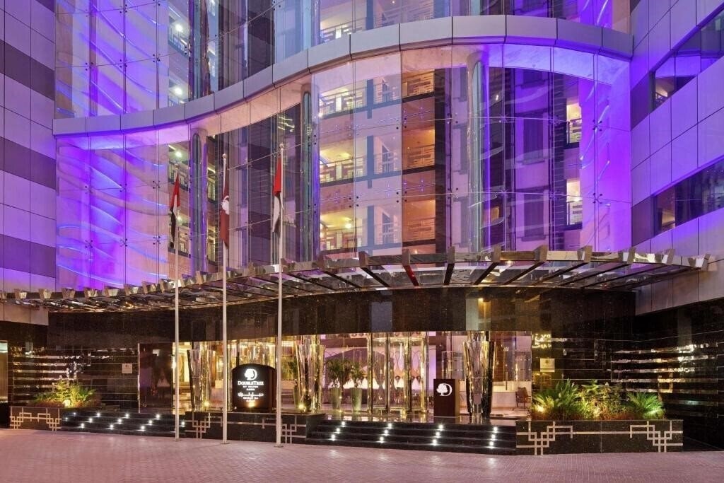 Hotel Doubletree By Hilton Hotel & Residences Dubai Al Barsha 4*
