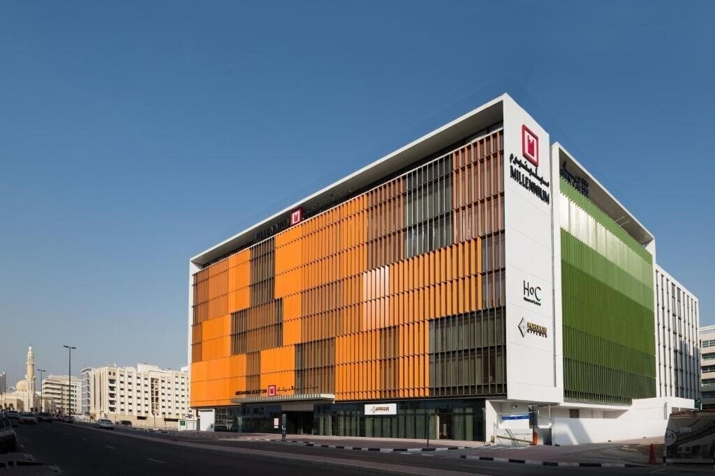 Hotel Millennium Al Barsha 4*
