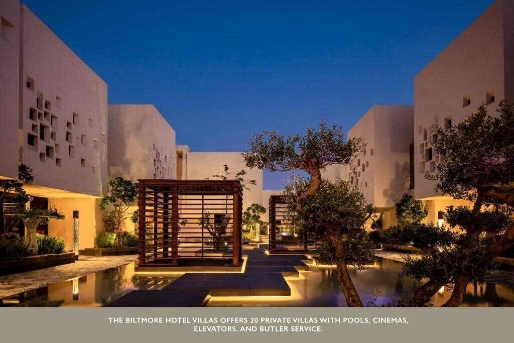 Hotel The Biltmore Hotel Villas 5*