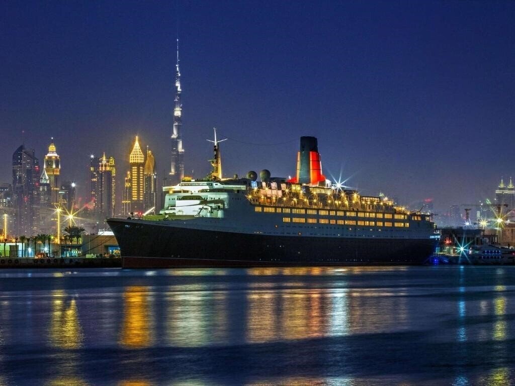 Готель Queen Elizabeth 2 4*