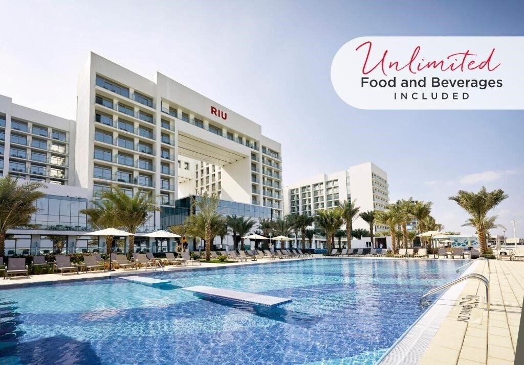 Готель Riu Dubai 4*
