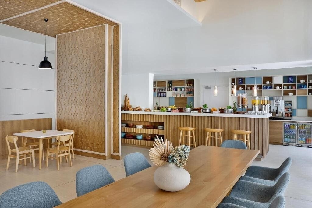 Zdjęcie Element Dubai Airport Apart 3*