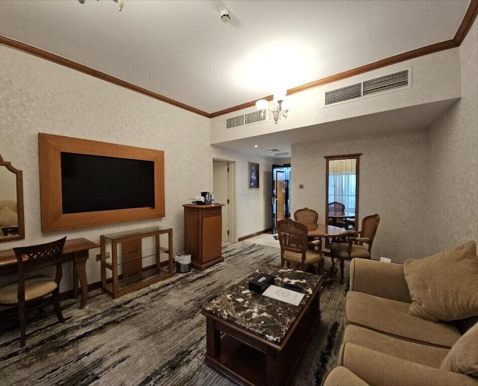 Zdjęcie Royal Concorde Hotel & Suites Dubai 4*