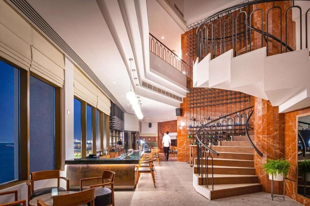 Zdjęcie JA Beach Hotel (ex. Ja Jebel Ali Beach Hotel) 5*