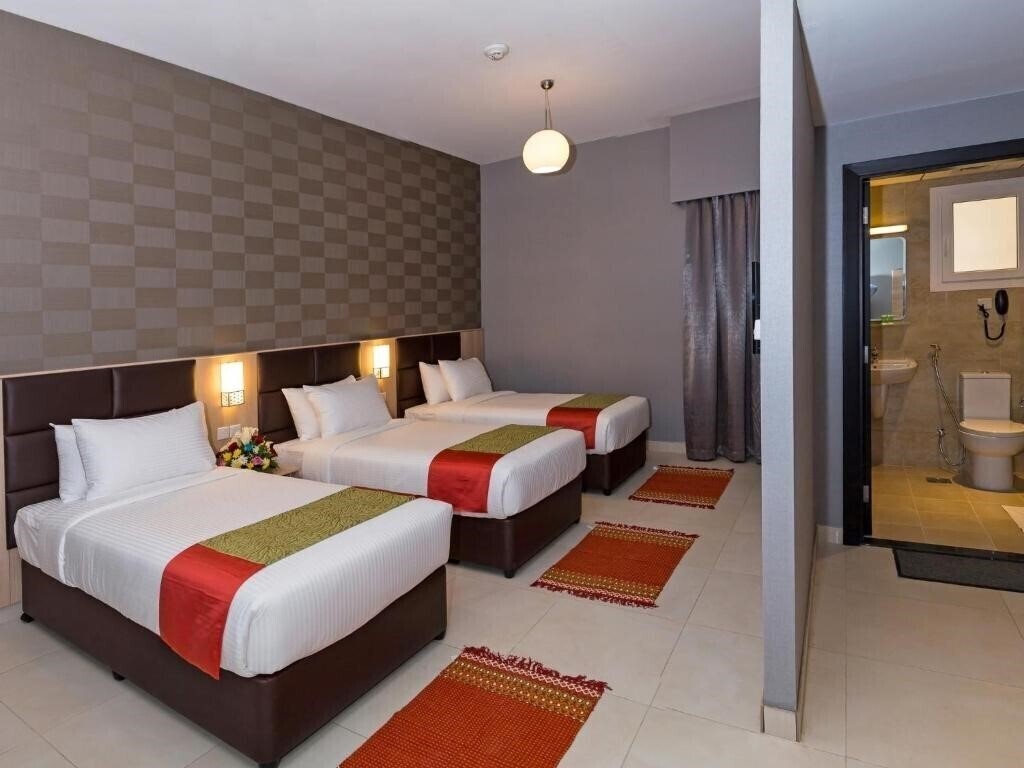 Hotel Florida Square Hotel (ex. Flora Square Hotel) 2*