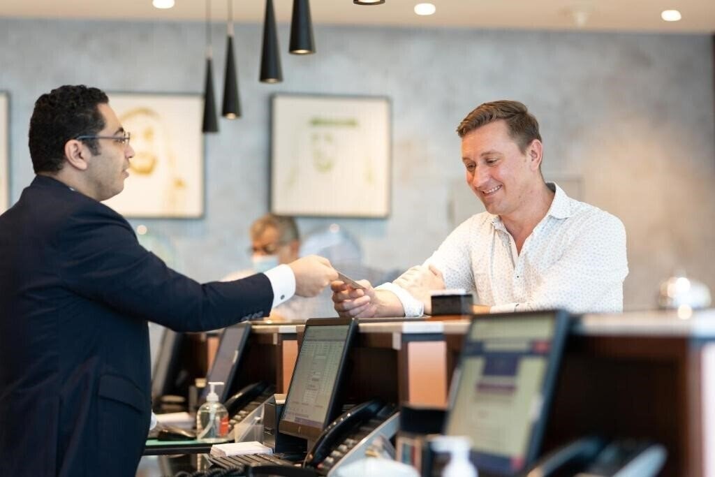 Zdjęcia First Central Hotel Apartments апартаменты