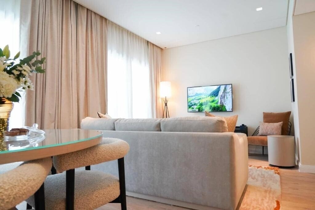 Картинка Andalus Hotel & Spa Dubai 4*