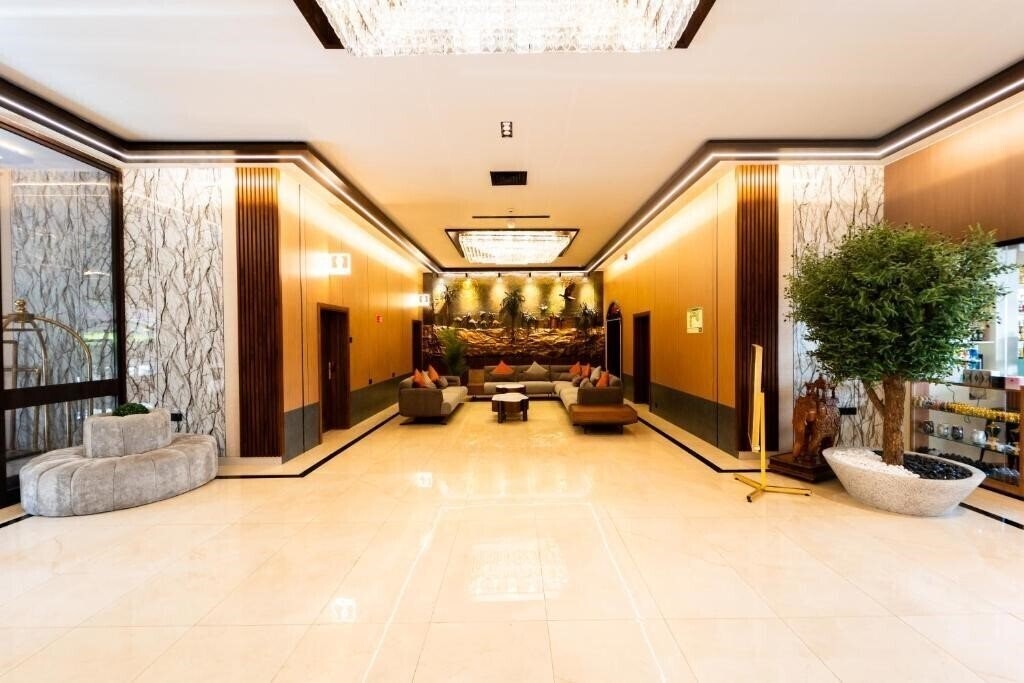 Фотография The Grand Astoria Hotel (ex. Grand Astoria Hotel, Astoria Hotel) 3*