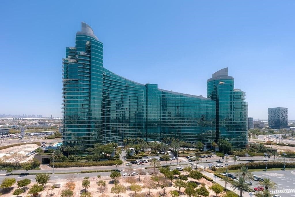 Готель Intercontinental Residence Suites Dubai F.C. 5*