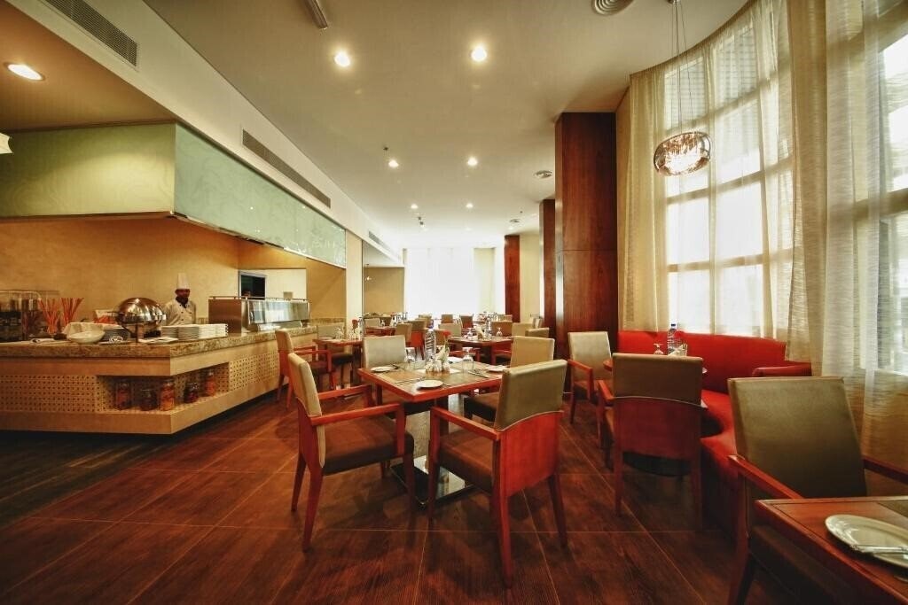 Zdjęcie Lavender Hotel Deira (ex. Lavender Plaza Baniyas) 3*