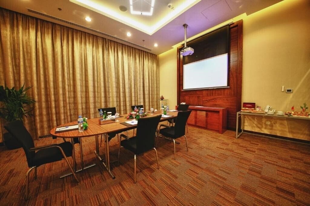 Zdjęcie Lavender Hotel Deira (ex. Lavender Plaza Baniyas) 3*