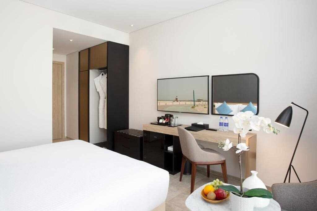 Zdjęcie Beach Walk Hotel Jumeirah 4*