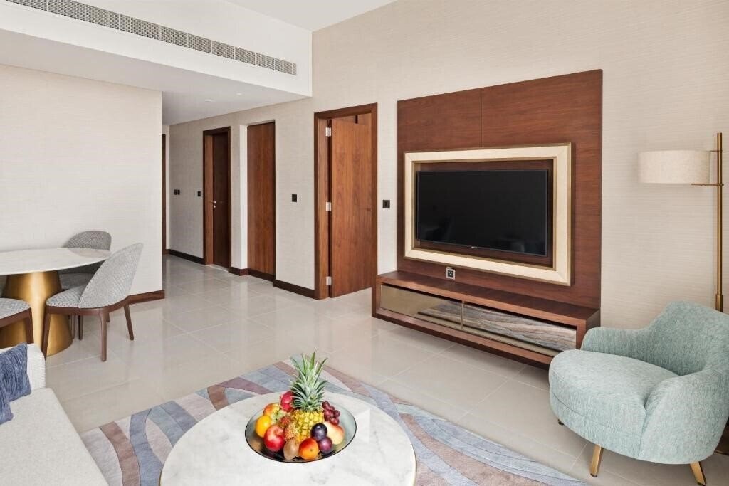 Фотография Holiday Inn Dubai Al Maktoum Airport 4*