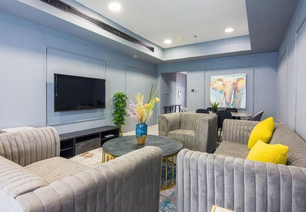 Отель Espace Holiday Homes - Princess Tower 25 Apartment апартаменты