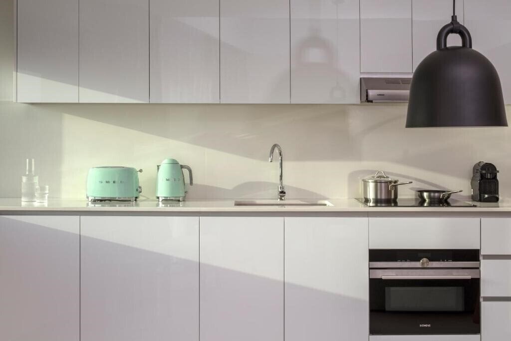 Зображення Staybridge Suites Dubai Internet City (ex. Al Salam Grand Hotel Apartment, Grand Midwest Tower) 4*