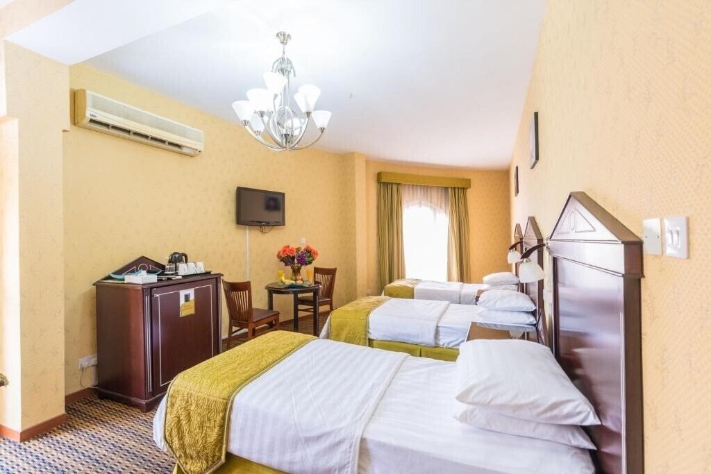 Готель Victoria Hotel 1*