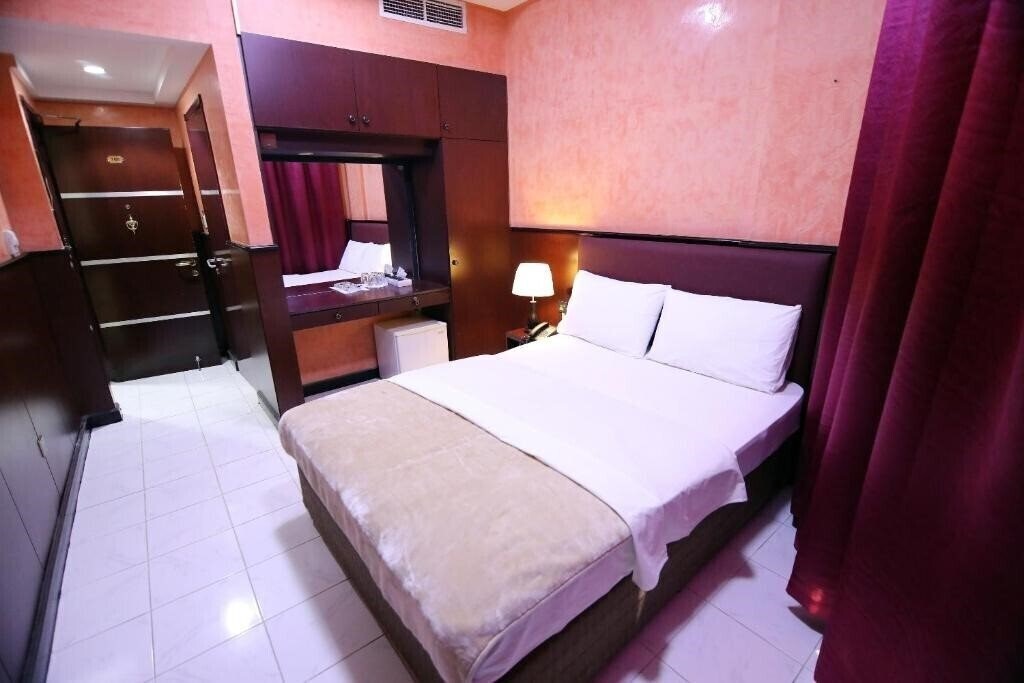 Hotel Tanha Hotel 3*