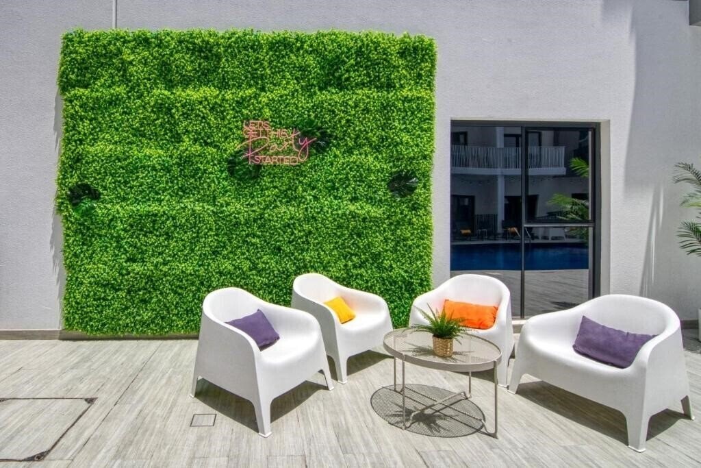 Фото YouCo Dubai отель без категории