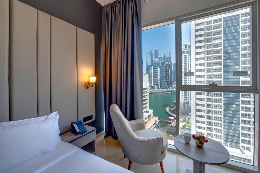 Zdjęcia Royal Regency Suites Dubai Marina (ex. Royal Regency Holiday Homes) 4*
