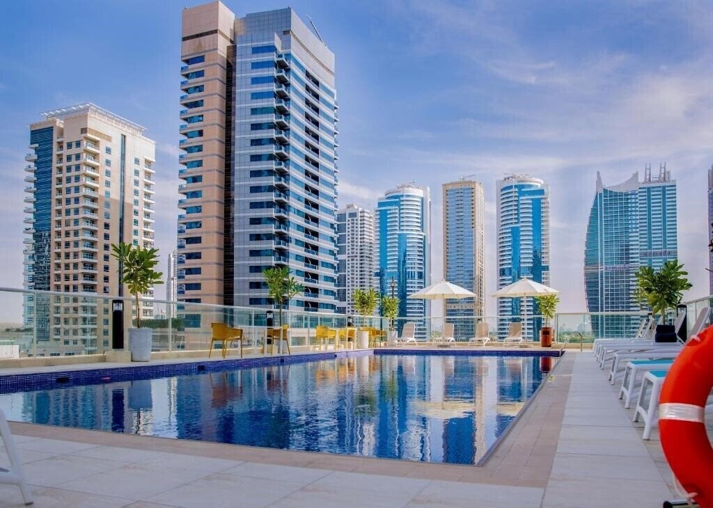 Zdjęcie Royal Regency Suites Dubai Marina (ex. Royal Regency Holiday Homes) 4*