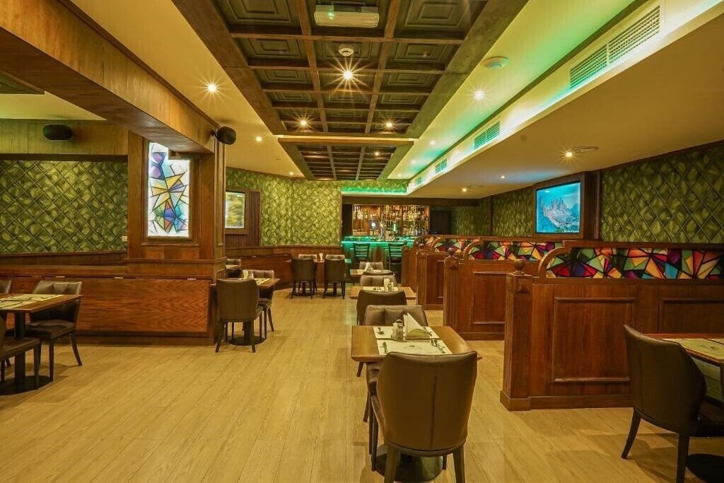 Zdjęcie Concorde Palace Hotel Dubai (ex. Rush Inn Hotel) 3*