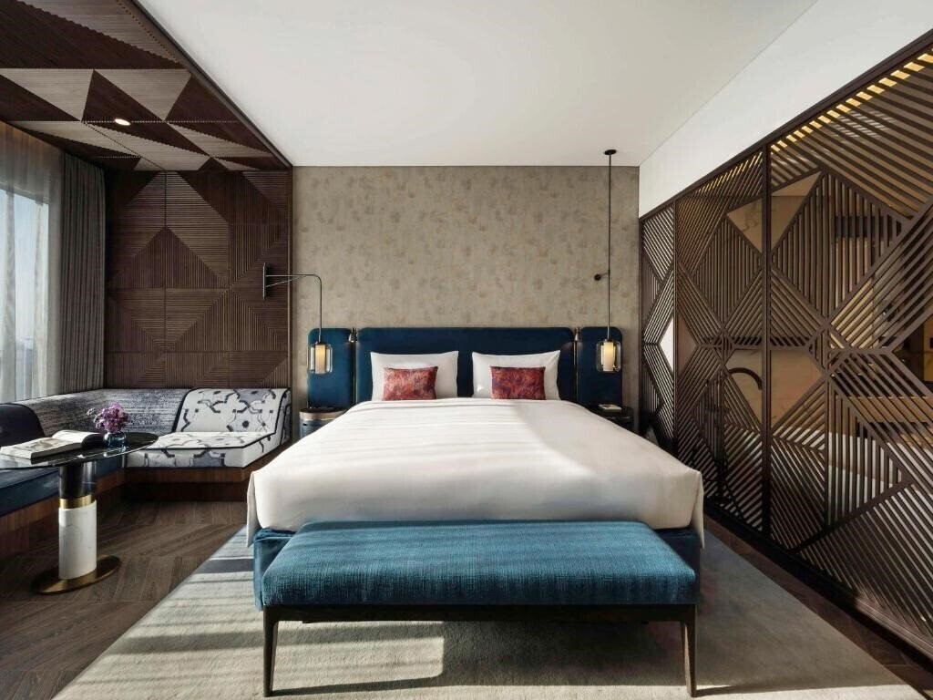 Готель So Uptown Dubai Hotel And Residences 5*