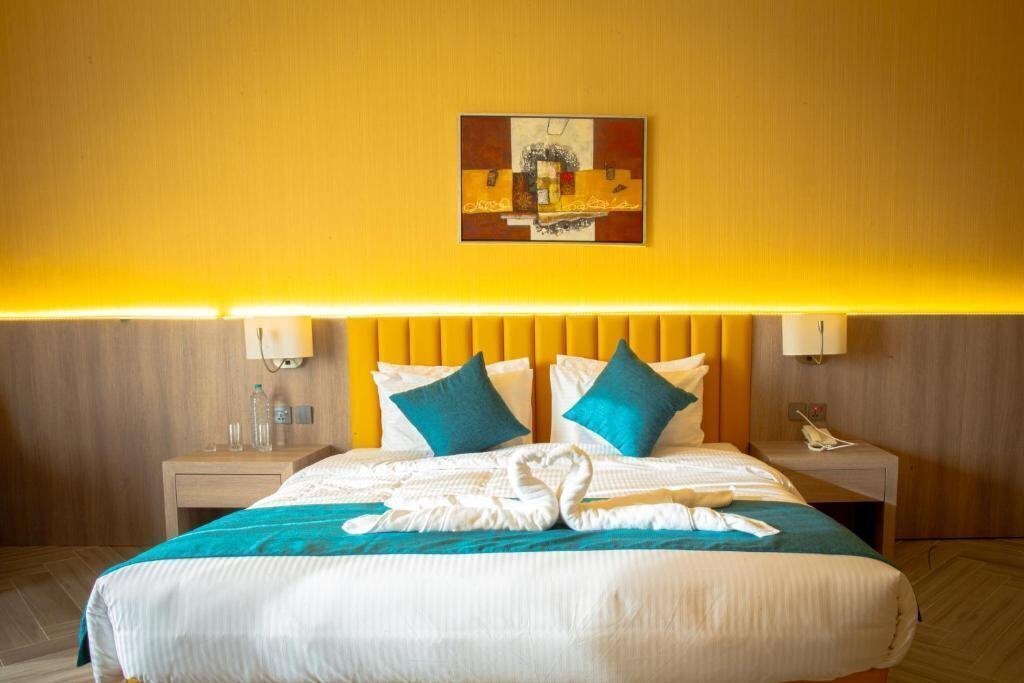 Готель Six Seasons Hotels (ex. Regal Plaza Hotel Dubai) 3*