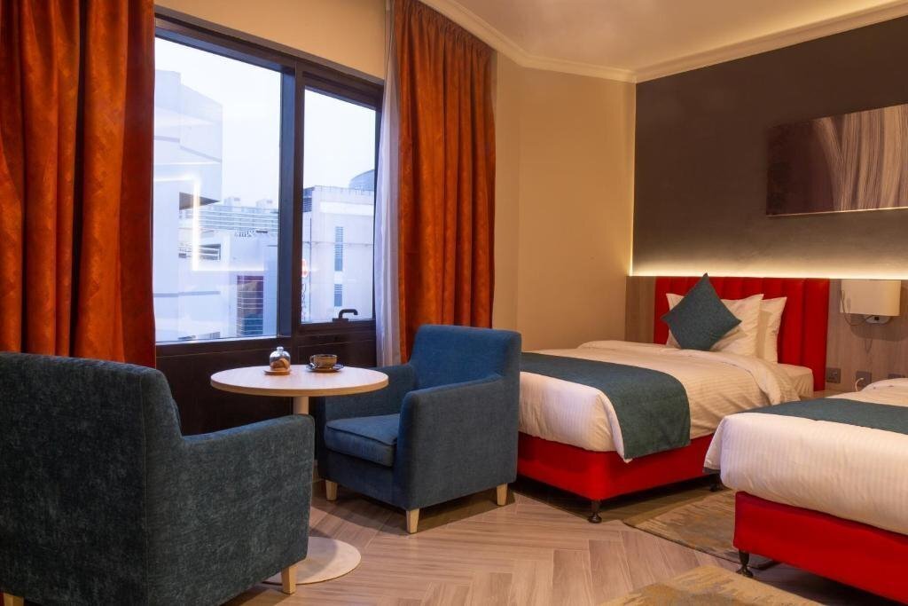 Зображення Six Seasons Hotels (ex. Regal Plaza Hotel Dubai) 3*