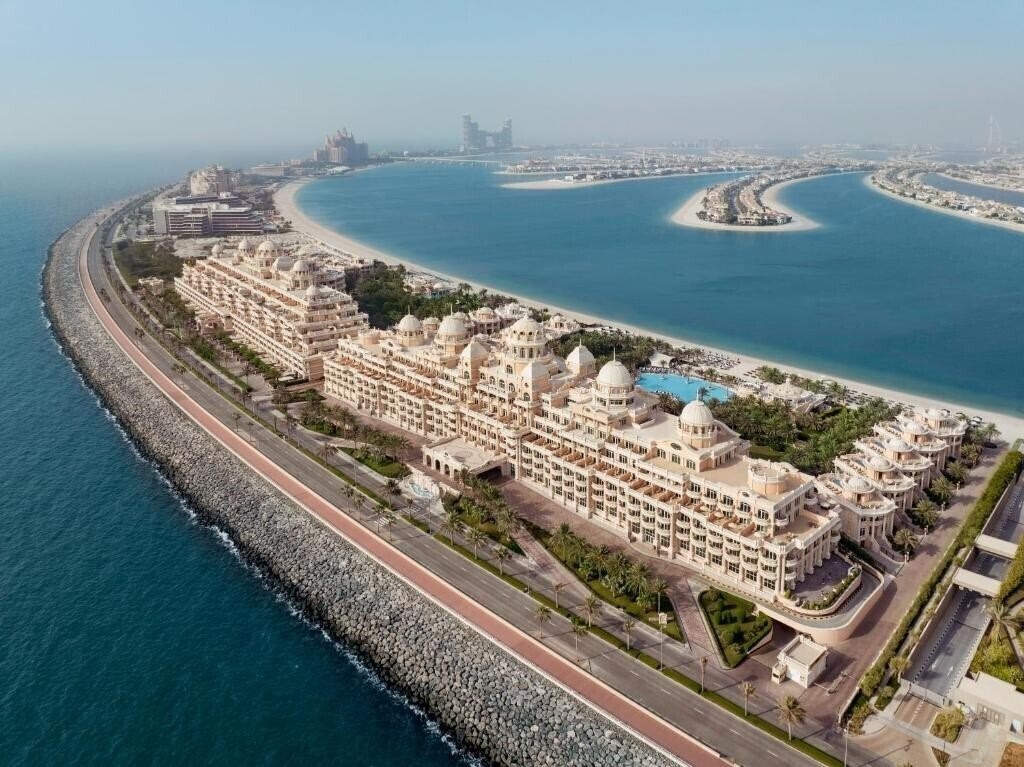 Готель Emerald Palace Kempinski Dubai 5*