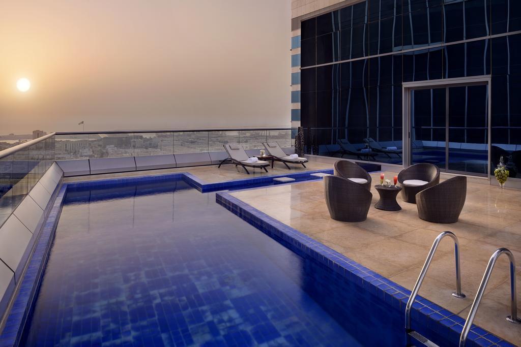 Готель The H Hotel Dubai 5*