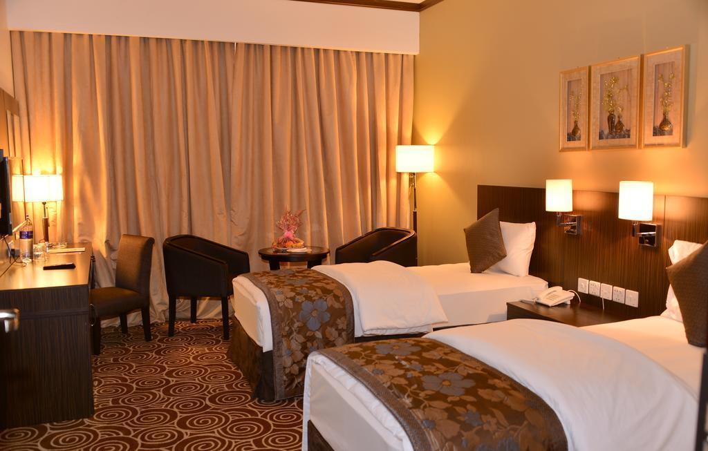 Изображение Rush Inn Hotel 2*