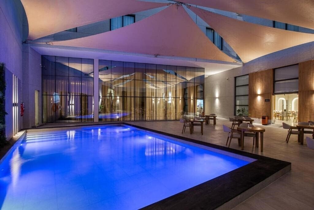 Фотографія Oyo 114 Voyage Hotel 3*