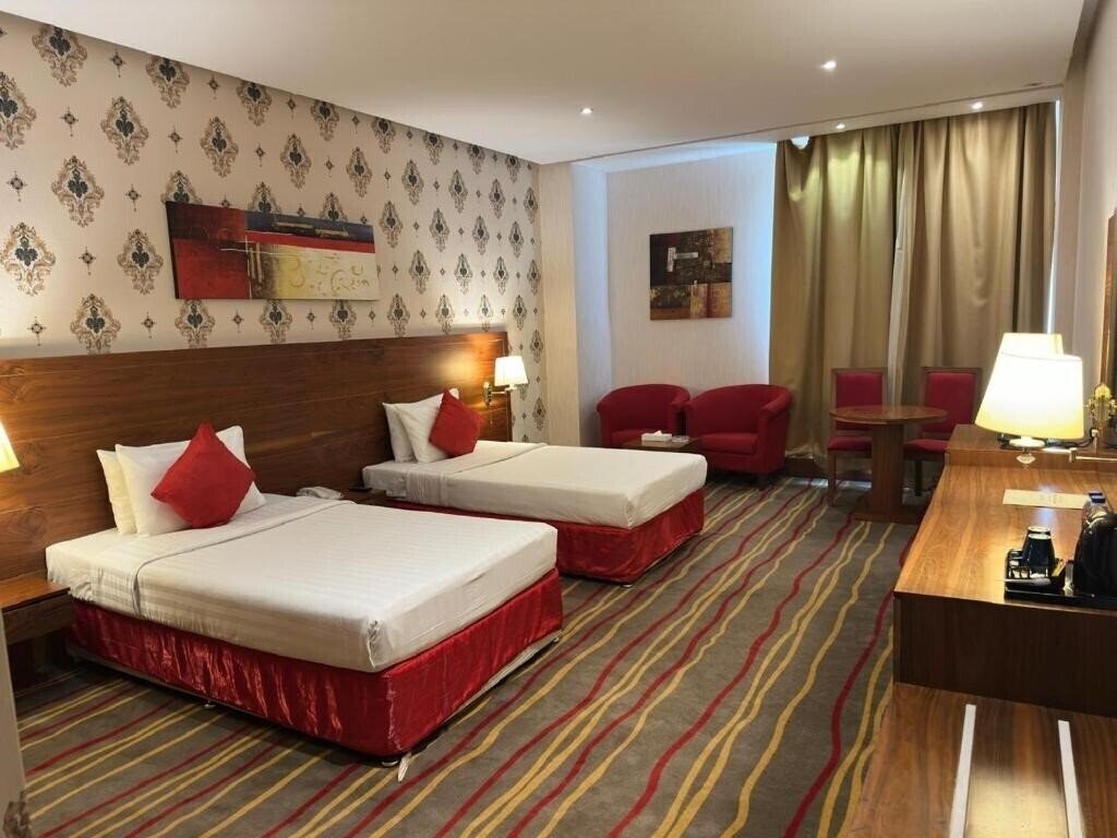 Готель Al Khaleej Palace Deira Hotel (ex. Al Khaleej Palace Hotel, Al Khaleej Plaza Hotel) 4*