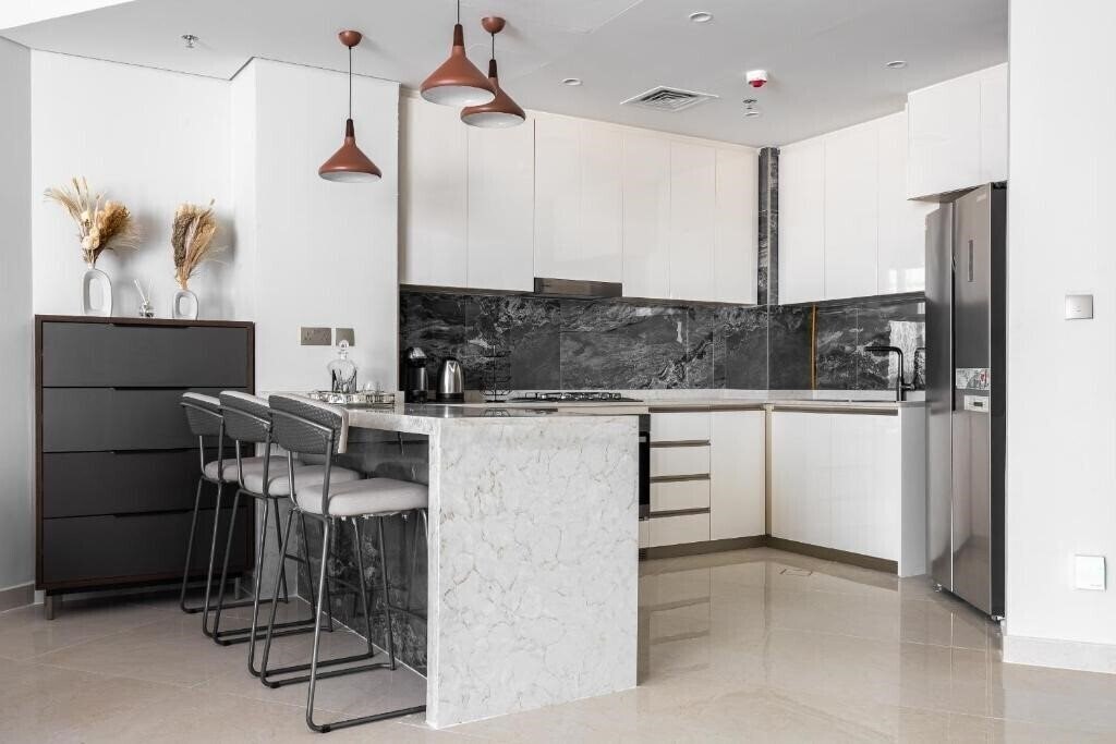 Zdjęcia Simply Comfort Apts at Nobles Tower 4*